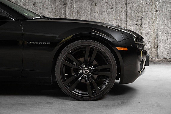 Chevrolet Camaro 8 of 28