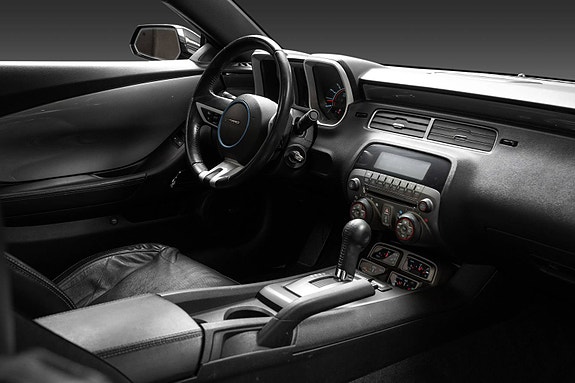 Chevrolet Camaro 28 of 28