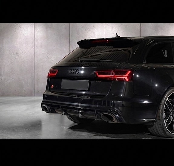 Audi RS6 3 of 10