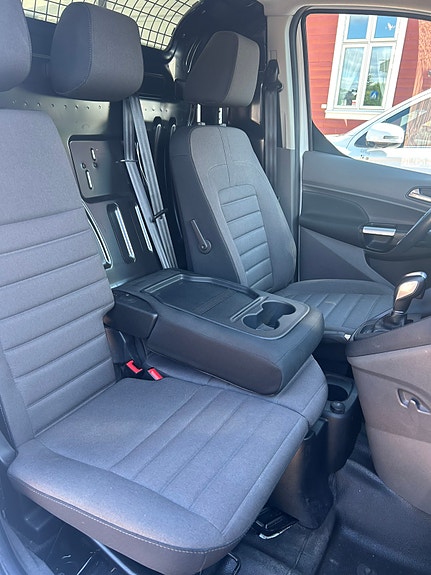 Ford Transit Connect 14 of 18