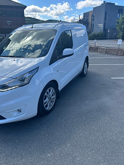 Ford Transit Connect 5 of 18