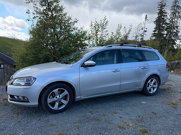 Volkswagen Passat 10 of 18