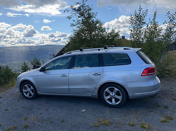 Volkswagen Passat 9 of 18