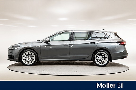 Skoda Superb 2 of 30