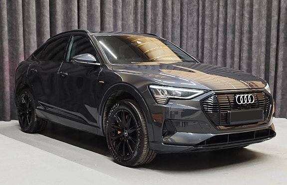 Audi e-tron Sportback 3 of 30