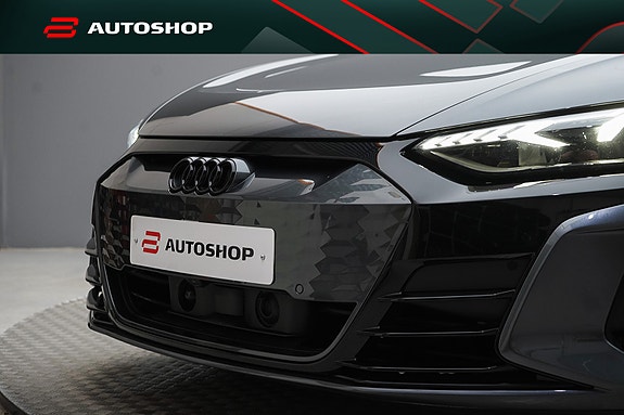Audi e-tron GT 26 of 30