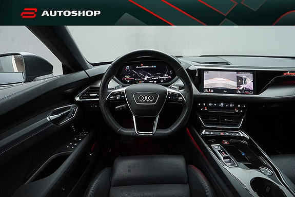Audi e-tron GT 13 of 30