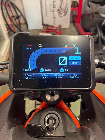 KTM 390 duke 7 of 8