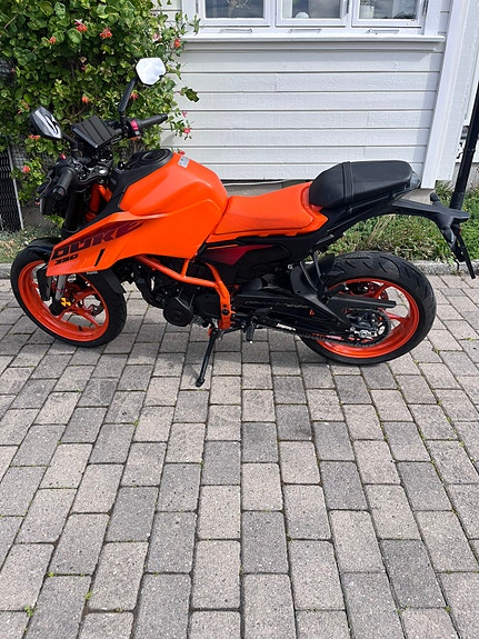 KTM 390 duke 3 of 8