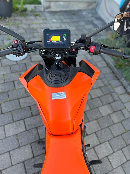 KTM 390 duke 8 of 8