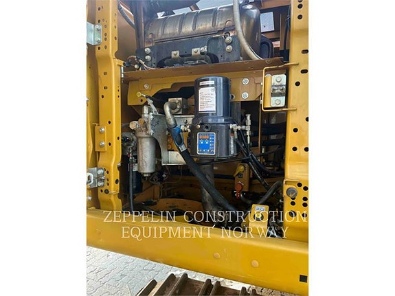 Cat 330-07 10 of 23
