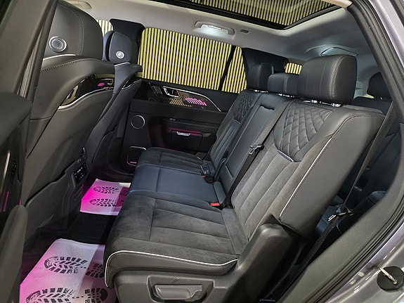 Hongqi E-HS9 29 of 30