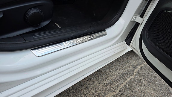 Mercedes-Benz A250 e 27 of 30