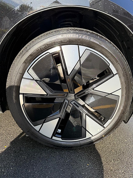 Volvo EX30 8 of 13
