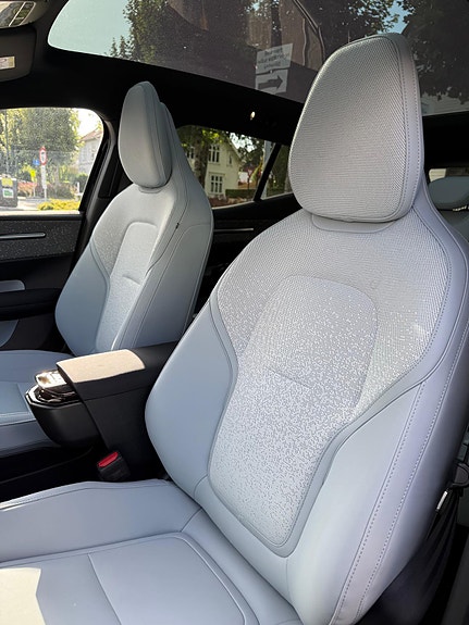 Volvo EX30 5 of 13