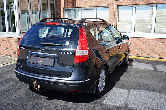 Hyundai i30 14 of 30