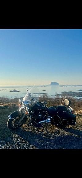 Harley-Davidson ROAD KING CLASSIC 2 of 4