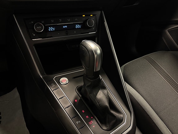 Volkswagen Polo 18 of 26