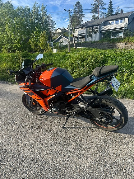 KTM RC 390 6 of 13