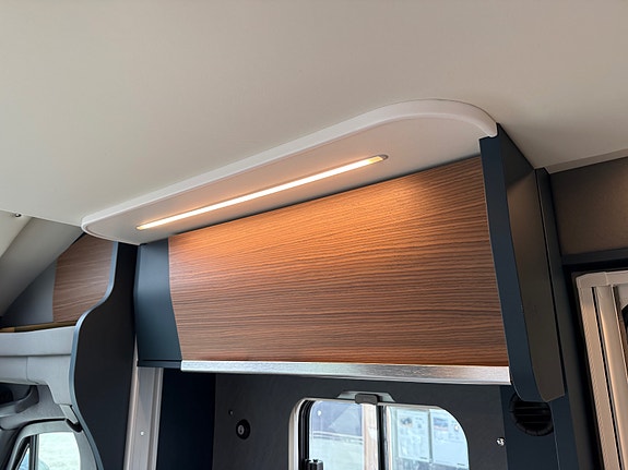 Laika KREOS L5009 MB, Topputgave, 2-Enkle senger, Senkeseng, Alde, 2xAC, Komfyr, Skinn, Lithium+++ Mercedes, Automat 9-trinn, 170HK, 10års Tetthetsgaranti 23 of 30