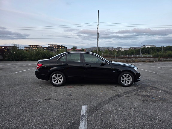 Mercedes-Benz C180 d 10 of 22