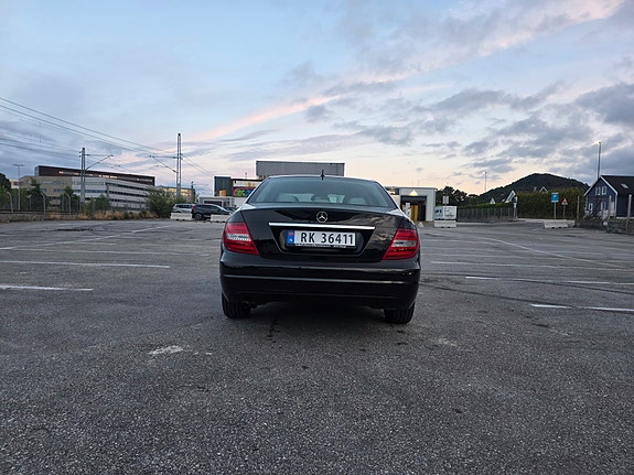 Mercedes-Benz C180 d 7 of 22