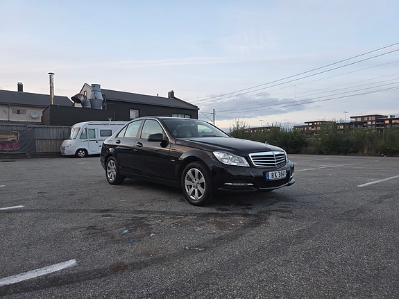Mercedes-Benz C180 d 13 of 22