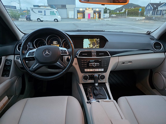 Mercedes-Benz C180 d 18 of 22