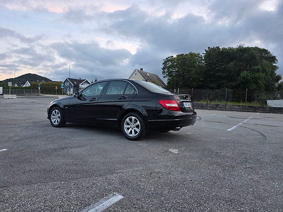Mercedes-Benz C180 d 6 of 22