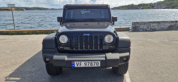 Jeep Wrangler 8 of 24