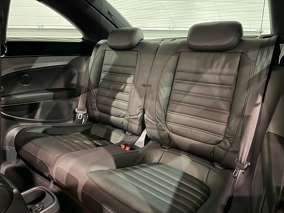 Volkswagen Beetle 10 of 22