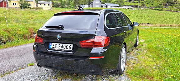 BMW 520d 2 of 18