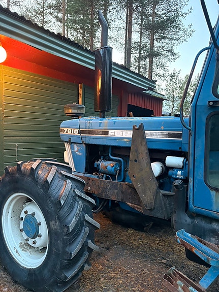Ford 7810 12 of 13