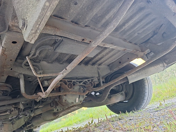 Toyota HiAce 11 of 19