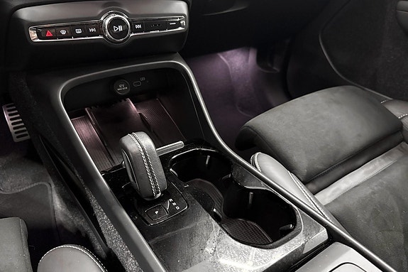Volvo XC40 23 of 24