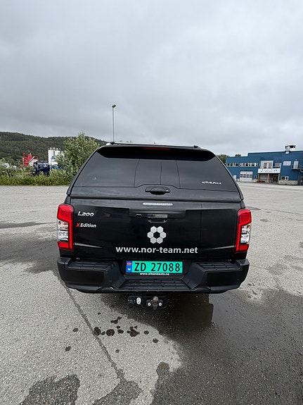 Mitsubishi L200 4 of 17