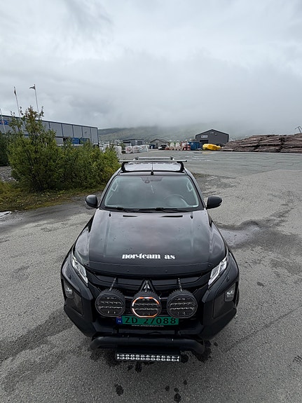 Mitsubishi L200 14 of 17