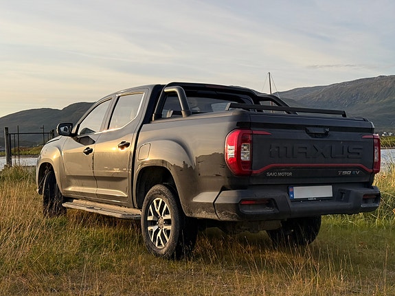 Maxus T90 EV 4 of 13