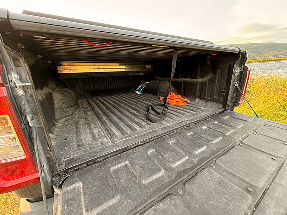 Maxus T90 EV 11 of 13