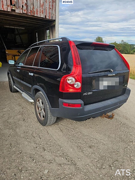 Volvo XC90 4 of 6