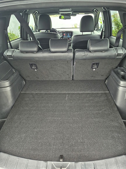 Mitsubishi Outlander 6 of 30