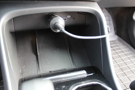 Volvo XC40 12 of 30