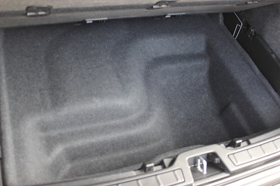 Volvo XC40 24 of 30