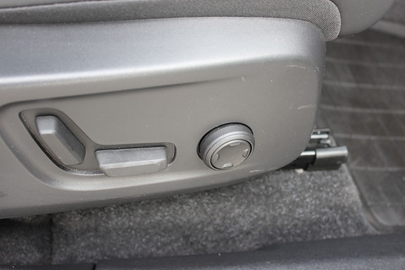 Volvo XC40 15 of 30