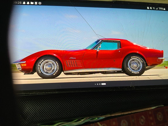 Chevrolet Corvette 2 of 30