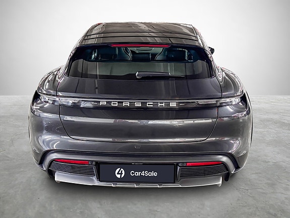 Porsche Taycan Cross Turismo 4 of 27