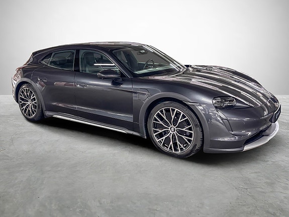 Porsche Taycan Cross Turismo 7 of 27