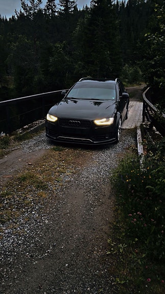 Audi A4 allroad 2 of 20
