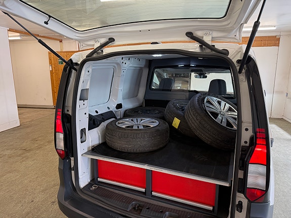 Volkswagen Caddy 20 of 23