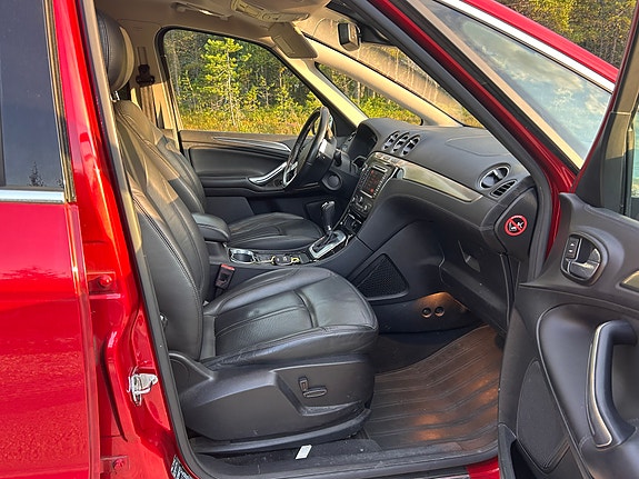 Ford S-MAX 10 of 30